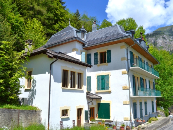 maison dans les hauts de Lavey-les-Bains