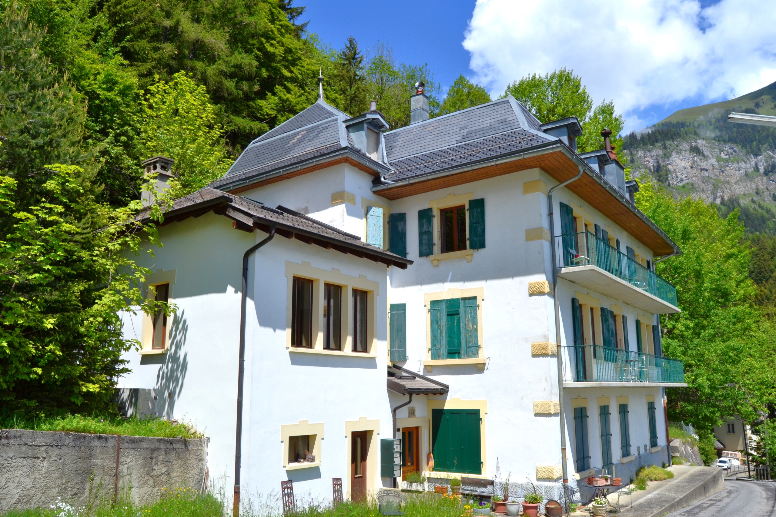 maison dans les hauts de Lavey-les-Bains