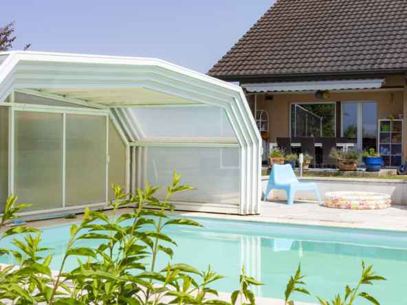 villa individuelle à Chavornay avec piscine avec couverture amovible