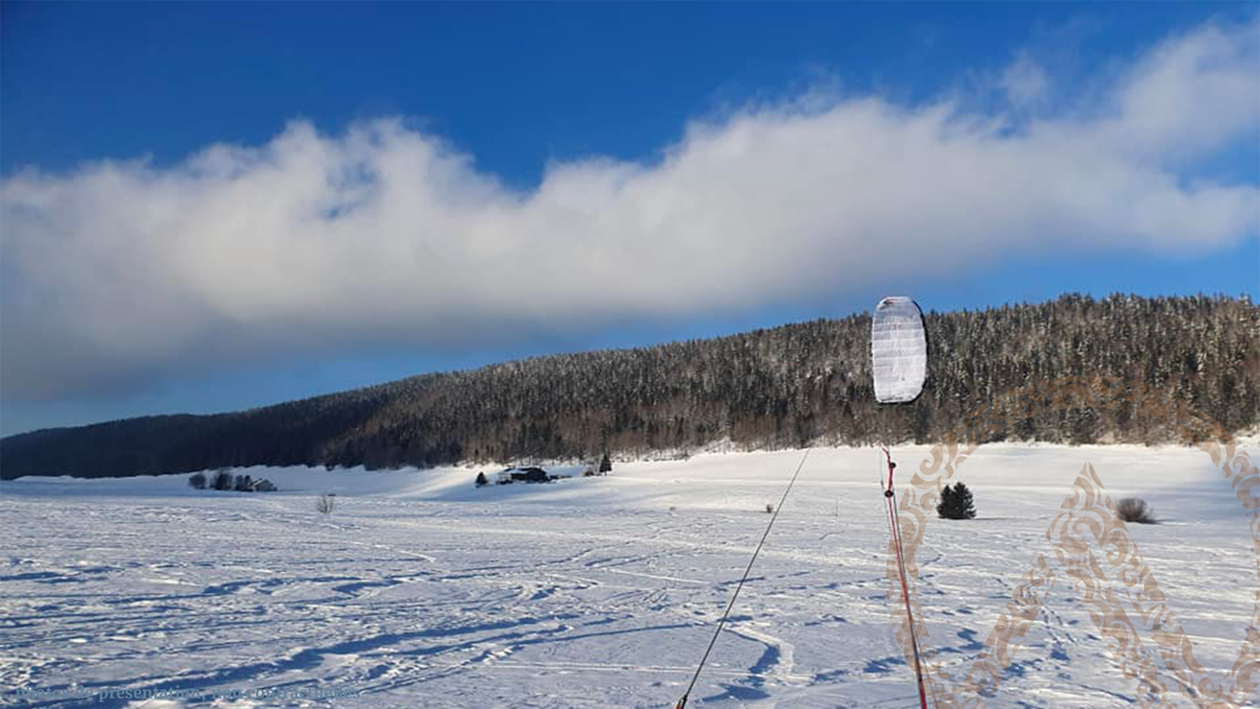VALLEE DE JOUX snowkite