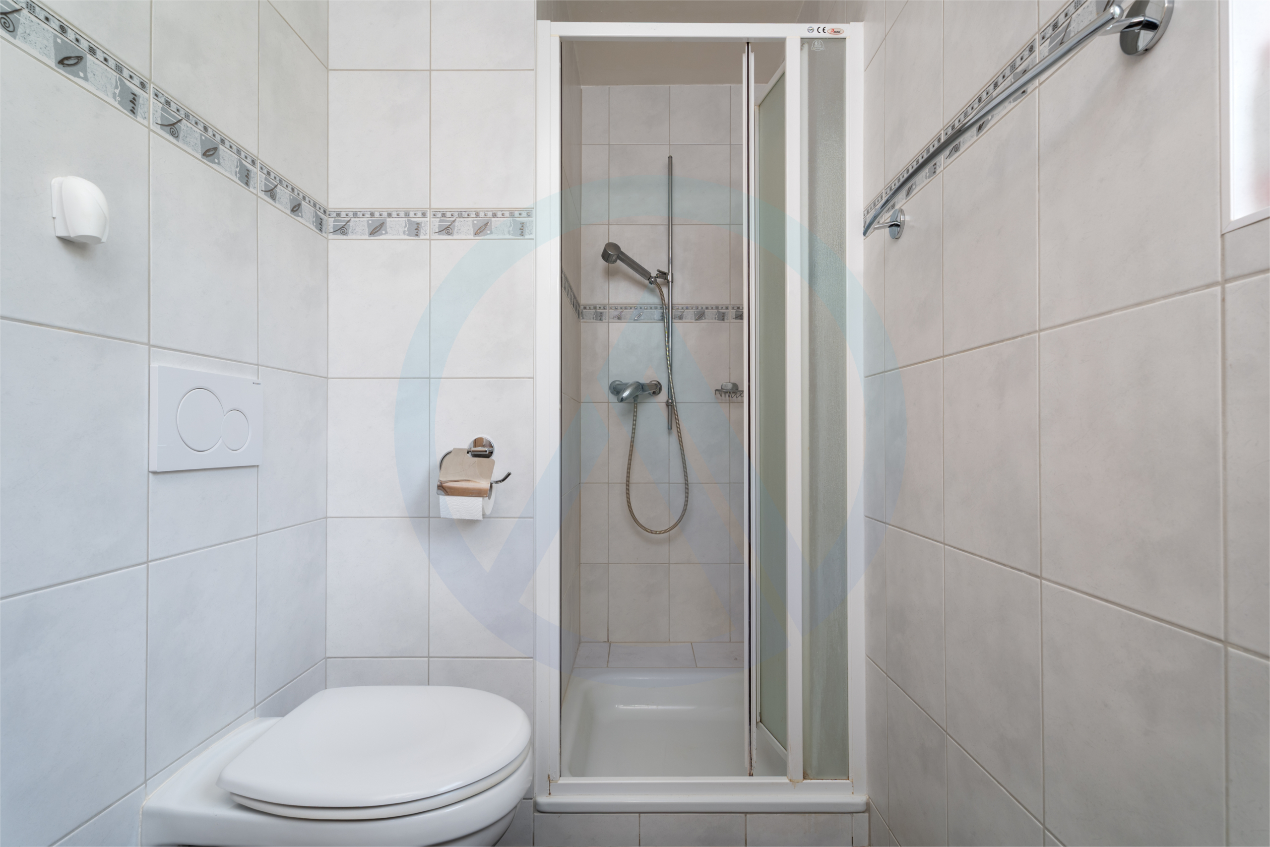 AO immobilier salle de douche supplémentaire dans villa individuelle à Ursy dans le canton de Fribourg