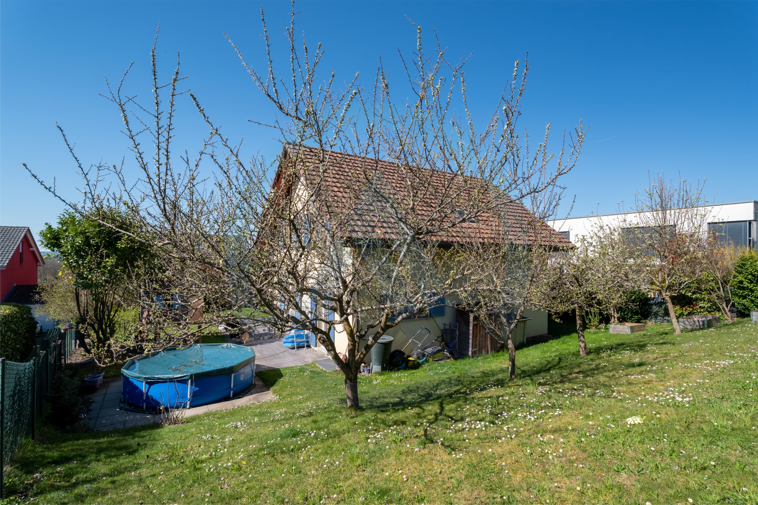 AO immobilier jardin dans villa individuelle à Ursy dans le canton de Fribourg