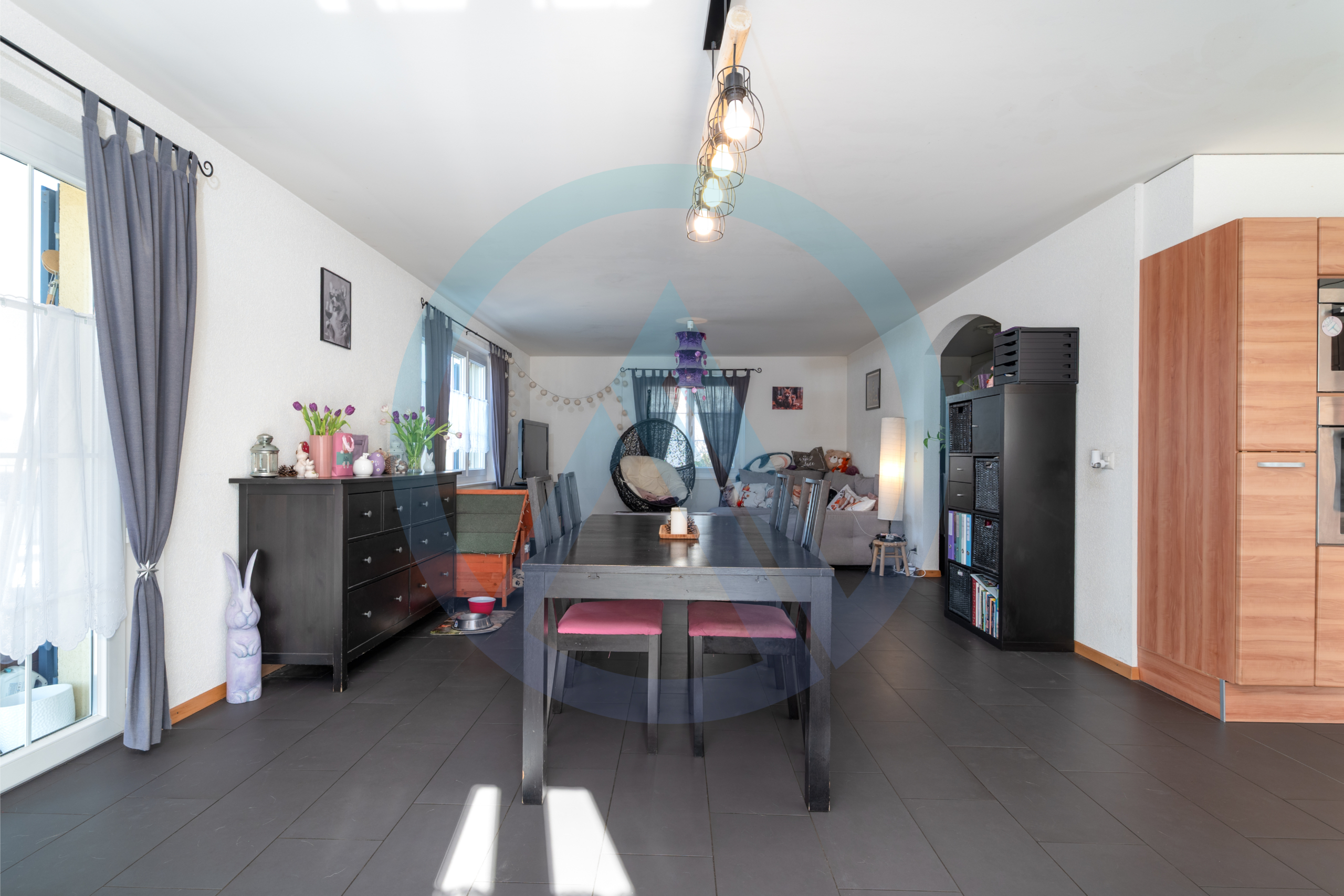 AO immobilier salon dans villa individuelle à Ursy dans le canton de Fribourg