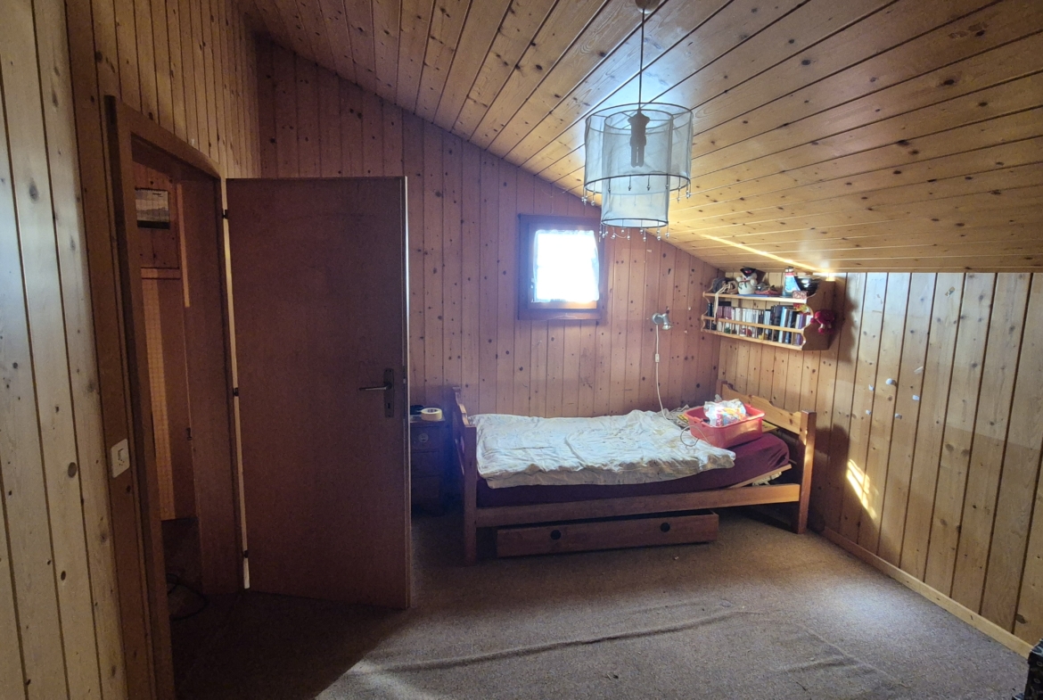 chalet avec vue époustouflante sur parcelle constructible à Grandvaux