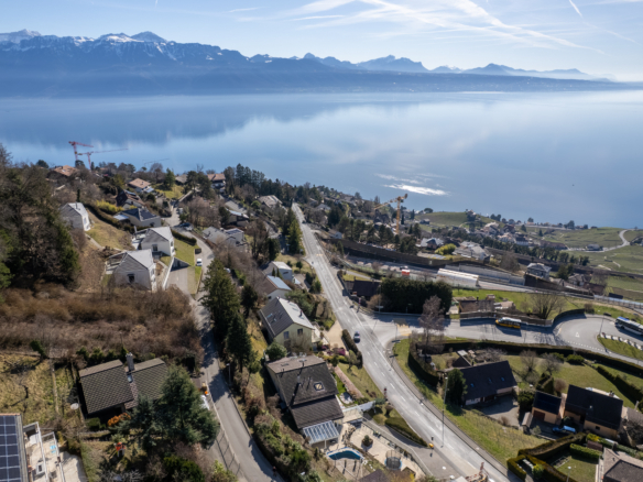 chalet avec vue époustouflante sur parcelle constructible à Grandvaux