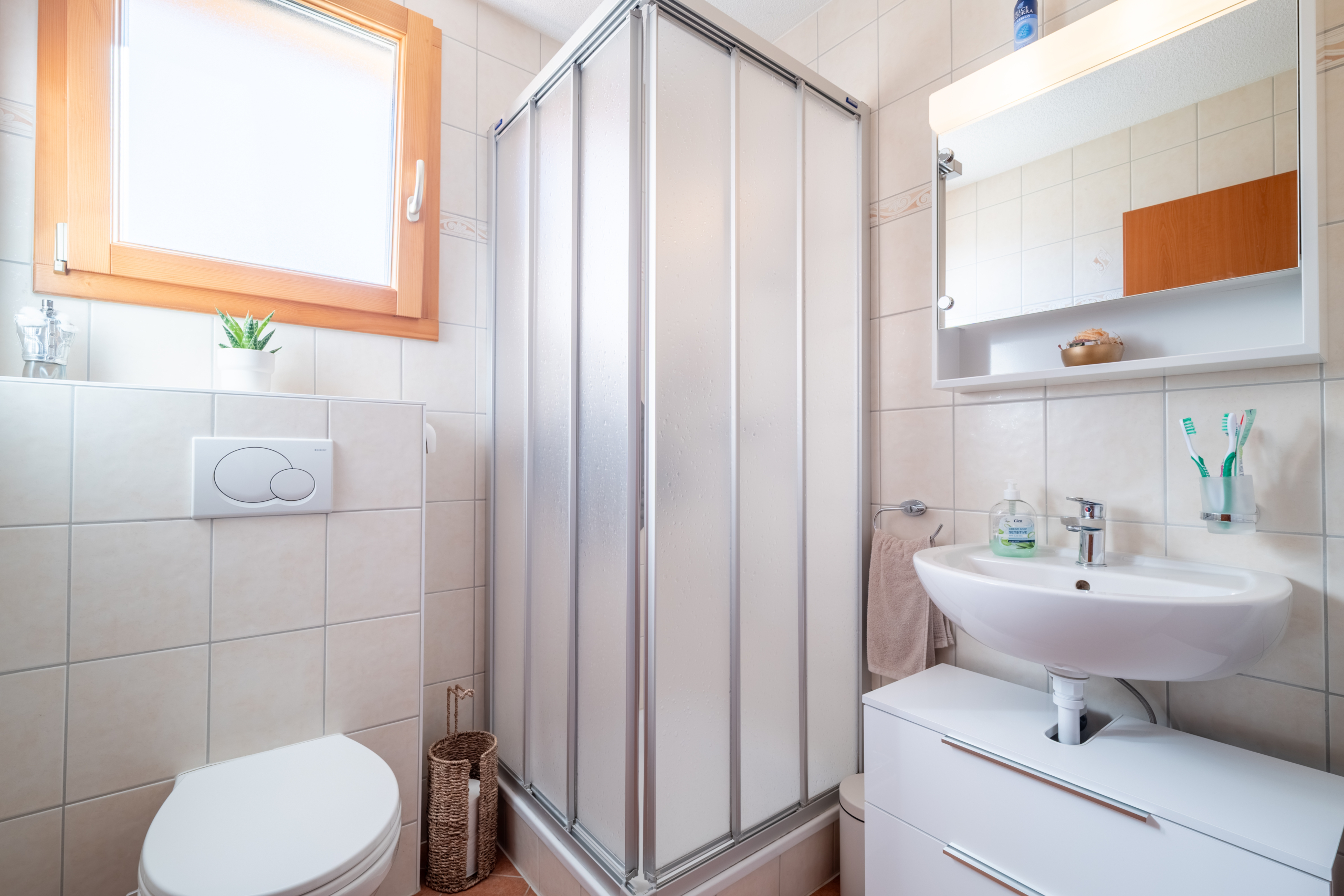 salle de douche au rez