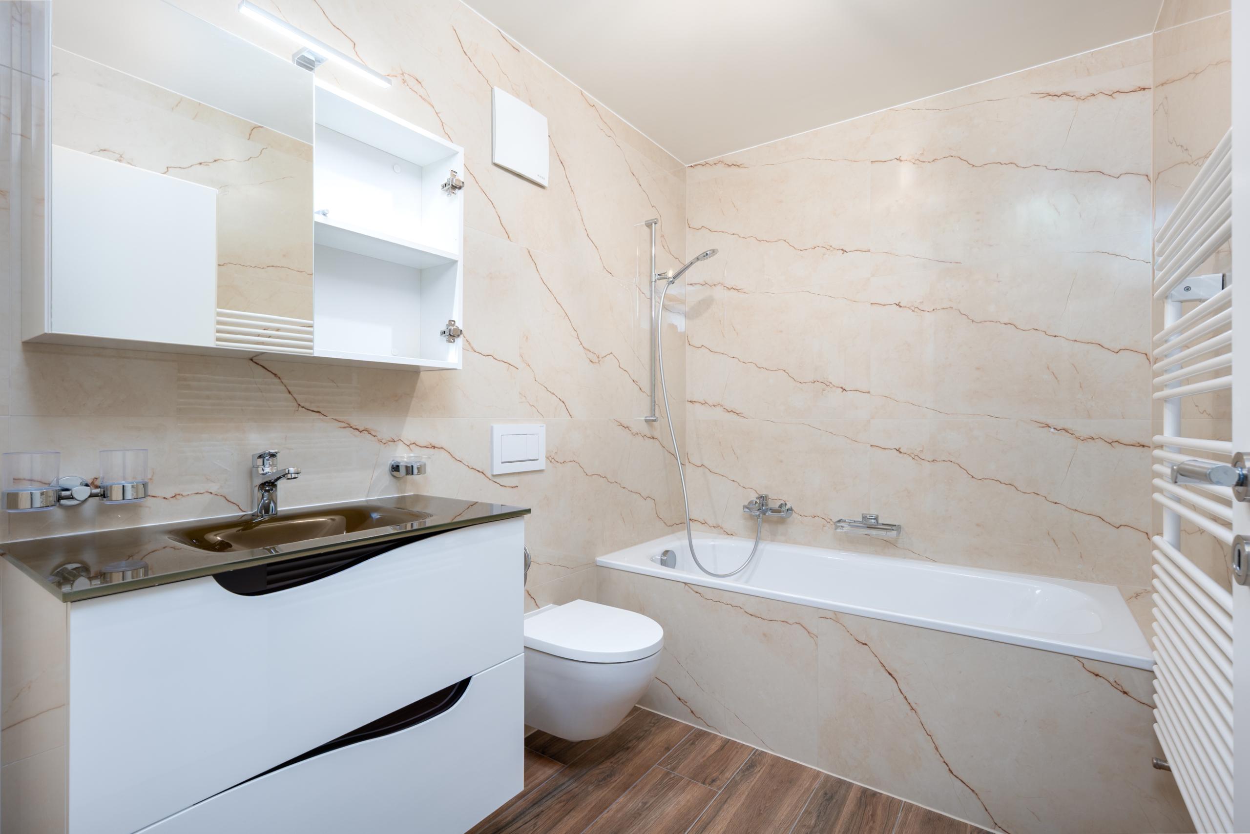 salle de bain et lavabo vasque intégrée