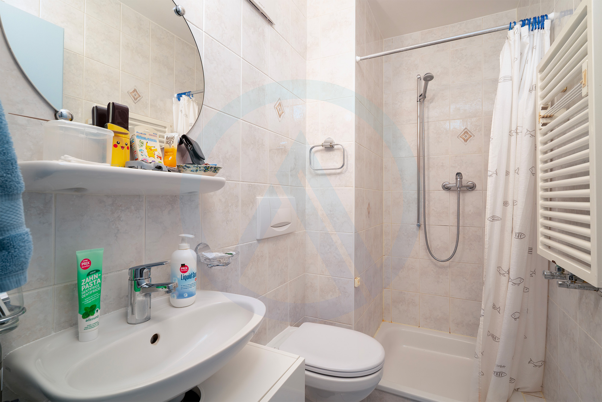 salle de douche au 1er étage