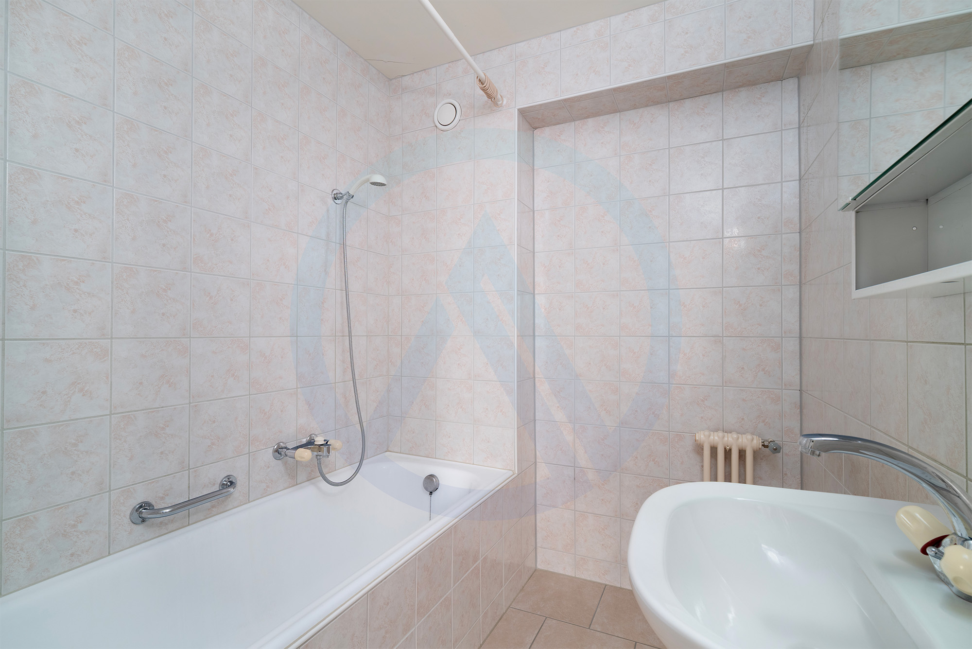 bel appartement de 2,5 pièces à Villars Tiercelin
